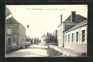 Carte postale Châteauvieux, La Mairie et Maisons d`Ecoles