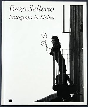 Immagine del venditore per Fotografo in Sicilia venduto da On Paper