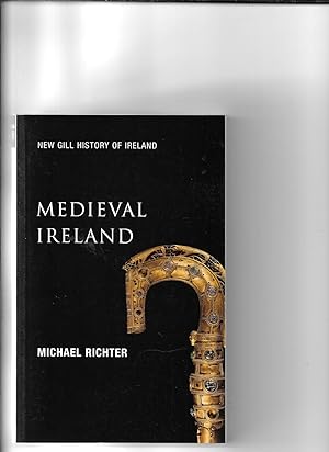 Imagen del vendedor de Medieval Ireland. The Enduring Tradition. a la venta por Sillan Books