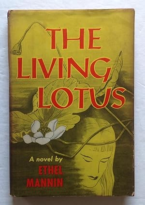 Imagen del vendedor de The Living Lotus. a la venta por Monkey House Books