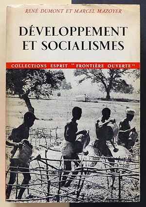 Bild des Verkufers fr Dveloppement et socialismes. zum Verkauf von Il Tuffatore