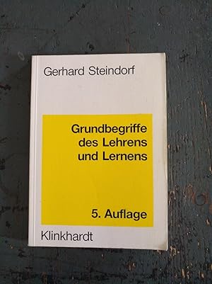 Seller image for Grundbegriffe des Lehrens und Lernens for sale by Versandantiquariat Cornelius Lange