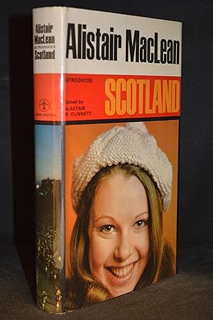 Imagen del vendedor de Alistair MacLean Introduces Scotland a la venta por Burton Lysecki Books, ABAC/ILAB