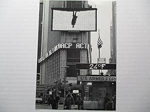 Imagen del vendedor de Rirkrit Tiravanija The Arrival Spectacolor Lightboard Times Square Messages to the Public Public Art Fund 1990 Exhibition invite postcard a la venta por ANARTIST