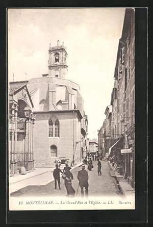 Carte postale Montélimar, La Grand`Rue et l`Eglise, Partie avec l'Église