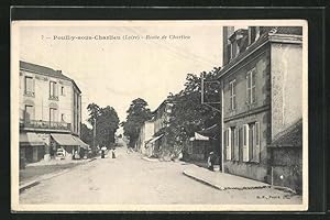 Carte postale Pouilly-sous-Charlieu, Route de Charlieu, vue de la rue