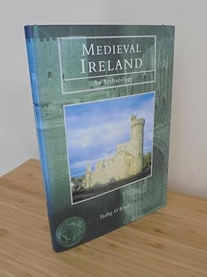 Immagine del venditore per Medieval Ireland: An Archaeology venduto da Kerr & Sons Booksellers ABA