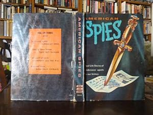 Imagen del vendedor de American Spies a la venta por Gargoyle Books, IOBA