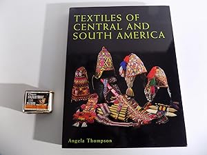 Bild des Verkufers fr [Sdamerika:] Textiles of Central and South America. With numerous illustrations in colour. zum Verkauf von Antiquariat Rolf Bulang