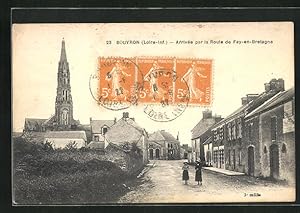 Carte postale Bouvron, Arrivee par la Route de Fay-en-Bretagne