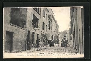 Carte postale Soissons, Rue de la Vieille-Gagnerie apres le Bombardement 1915