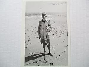 Immagine del venditore per Willem de Kooning photo by John Gruen Fotofolio postcard venduto da ANARTIST