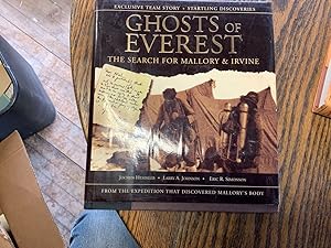 Image du vendeur pour Ghosts of Everest: The Search for Mallory & Irvine (From the Expedition That Discovered Mallory's Body) mis en vente par Riverow Bookshop