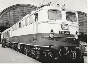 Lokomotive E10 1242 (Rheingold).