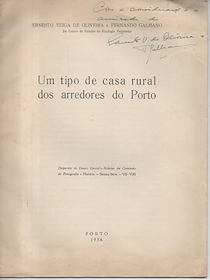 Bild des Verkufers fr UM TIPO DE CASA RURAL DOS ARREDORES DO PORTO. zum Verkauf von Librera Javier Fernndez