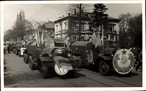 Foto Ansichtskarte / Postkarte Militär Laster, LKW, DDR, Sowjetunion, NVA