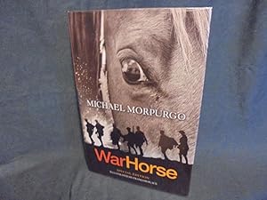 Immagine del venditore per War Horse *A SIGNED copy* venduto da Gemini-Books