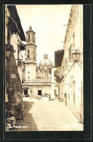 Photo Postcard Taxco Gro., Partie im Ort mit Kirche