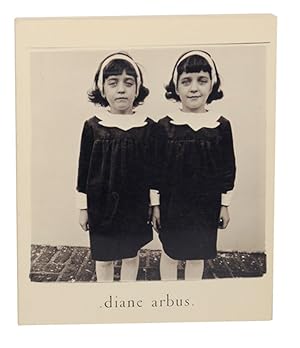 Bild des Verkufers fr Diane Arbus zum Verkauf von Jeff Hirsch Books, ABAA