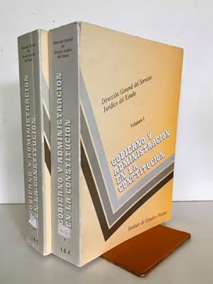 Gobierno y administración en la constitución.Obra completa.2 tomos.