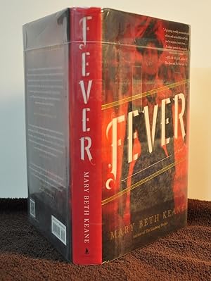 Imagen del vendedor de Fever: A Novel a la venta por Longs Peak Book Company