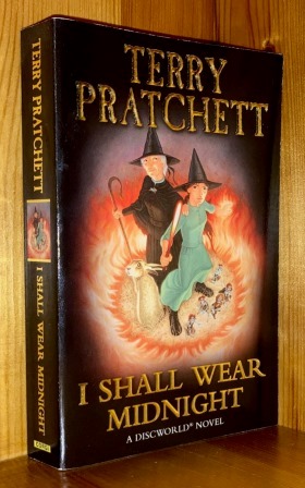 Seller image for I Shall Wear Midnight: 38th in the 'Discworld' series of books for sale by bbs