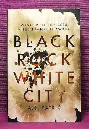 Bild des Verkufers fr Black Rock White City zum Verkauf von Wormhole Books