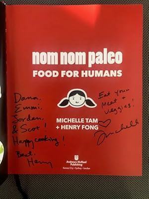 Immagine del venditore per Nom Nom Paleo Food for Humans venduto da The Groaning Board