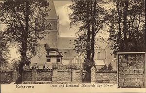 Bild des Verkufers fr Ansichtskarte / Postkarte Ratzeburg im Herzogtum Lauenburg, Dom und Denkmal Heinrich des Lwen zum Verkauf von akpool GmbH