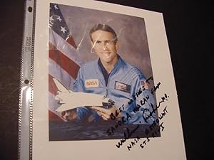 SIGNED PHOTO