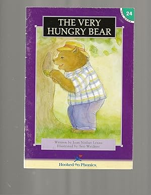 Immagine del venditore per The Very Hungry Bear (Hooked on Phonics, Book 24) venduto da TuosistBook