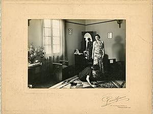 Germaine à Tananarive, salon de couture vers 1920