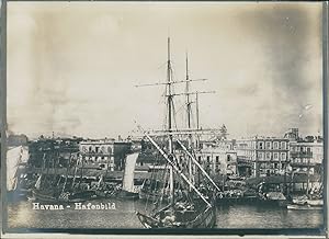 Cuba, La Havane, vue sur le port, navires, voiliers amarrés