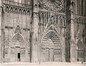 France, Strasbourg, la cathédrale Notre-Dame, la façade