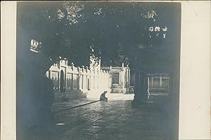 Maghreb, mendiant devant un portail, ca.1910, Vintage silver print