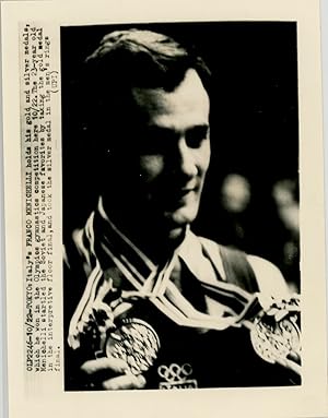 Image du vendeur pour Franco Menichelli Champion olympique de Gymnastique  Tokyo. mis en vente par photovintagefrance