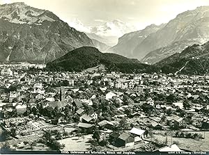 Suisse, Interlaken mit Unterseen, Mönch und Jungfrau