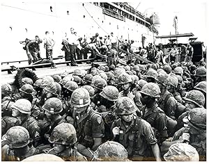 Embarquement de Marines pour le Vietnam, mai 1966