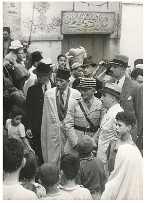 Le général Weygand, gouverneur général d'Algérie, visite la Casbah d'Alger