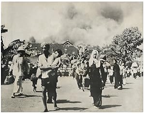 VIETNAM SAÏGON Guerre du Viêt Nam Foule prenant la fuite