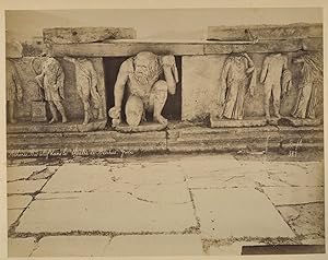 Bonfils, Grèce, Athènes, Bas relief dans le theatre de Bacchus