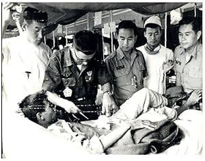 VIETNAM Guerre du Viêt Nam Medecins sud Coréen