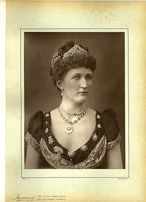 Lady Julia Mary Baroness Carew par Barraud