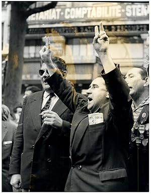 France, Manifestation de mai 1958. Pierre Mendès France