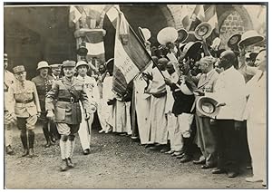 Le Général Weygan au Sénégal, acclamé par les anciens combattants