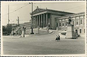 Autriche, Vienne, Le parlement, 1952, Vintage silver print