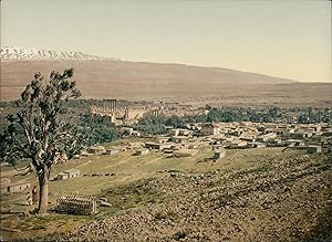 Balbek. Vue générale et le Liban.