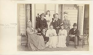 Australie, Photo de famille avec arrière grand-mère, ca.1895, Vintage albumen print