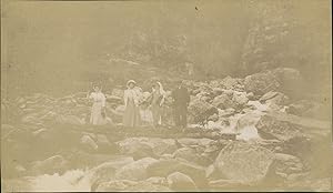 France, Bagnères-de-Luchon, Randonneurs à la Vallée du Lys, 1908, Vintage citrate print