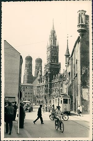 Allemagne, Munich, Vue de la Frauenkirche, 1952, Vintage silver print